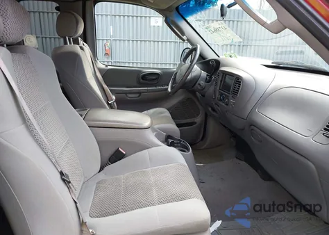 2002 Ford F-150 Lariat/Xl/Xlt from USA, damaged, VIN 2FTRX18L22CA79965